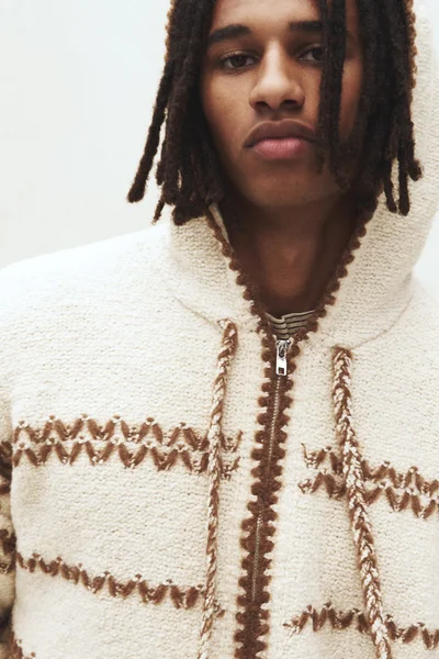 Look 10
